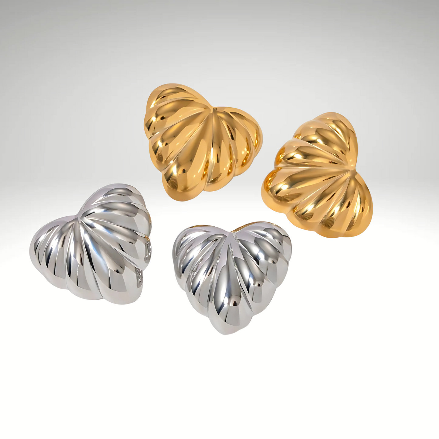 Amour Earrings Gold