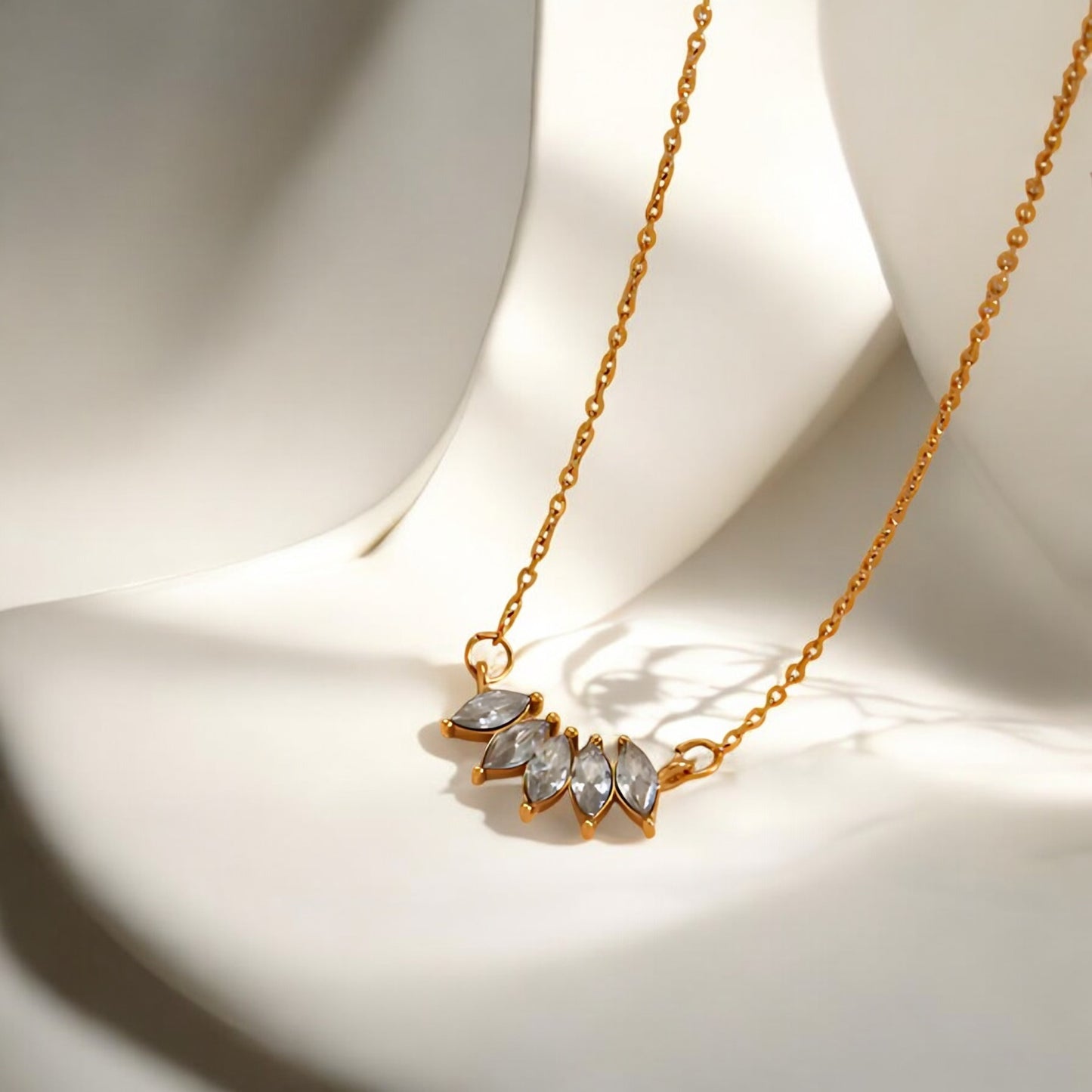 Eclatant Halskette Gold